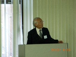 一般財団法人 日本特許情報機構・研究所 客室研究員 桐山 勉 様